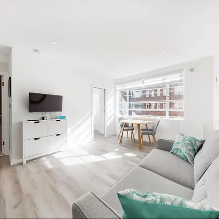 Beautiful 1 Bedroom Flat In Chelsea